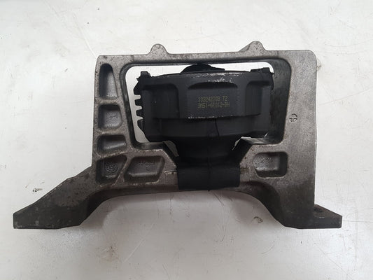 2012 - 2019 Volvo V40  Hatchback Right Engine Mount 3M51-6F012-BH