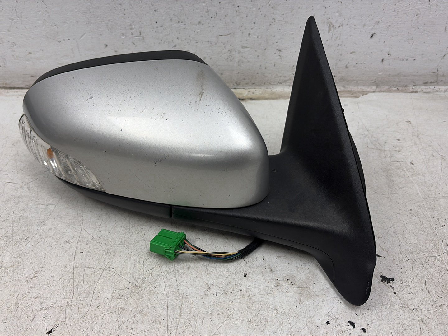 2007 Volvo V70  Estate Right Door Mirror