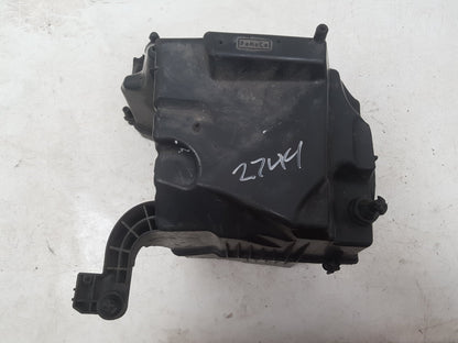 2013 Volvo V40  Hatchback Air Filter Box 31370808