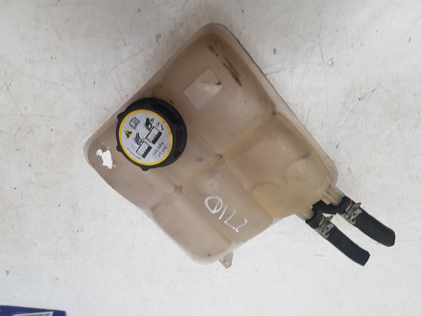 2004 - 2010 Volvo V50  Estate Radiator Pressure Bottle 3M5H8K218D2L4A