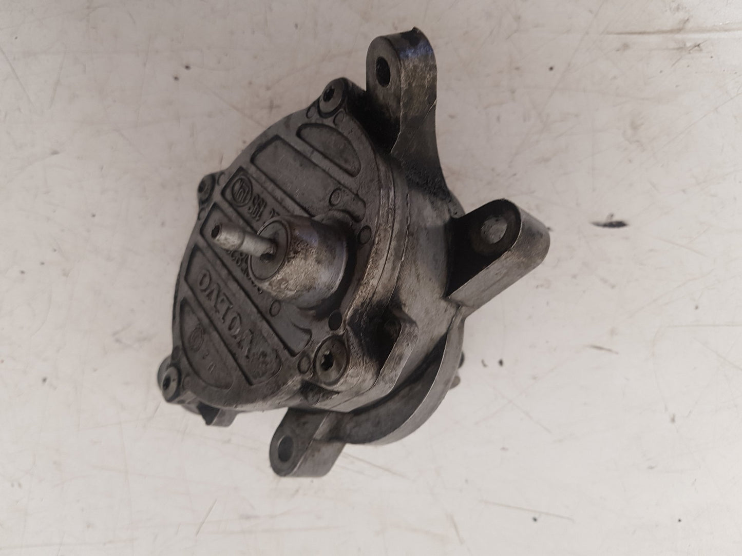 2001 - 2010 Volvo S60  Saloon Vacuum/Air Pump 8658230