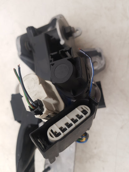 2010 - 2017 Volvo XC60  Estate Brake Pedal 31329060