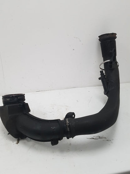 2008 - 2012 Volvo V50   Intercooler Pipe 31319646