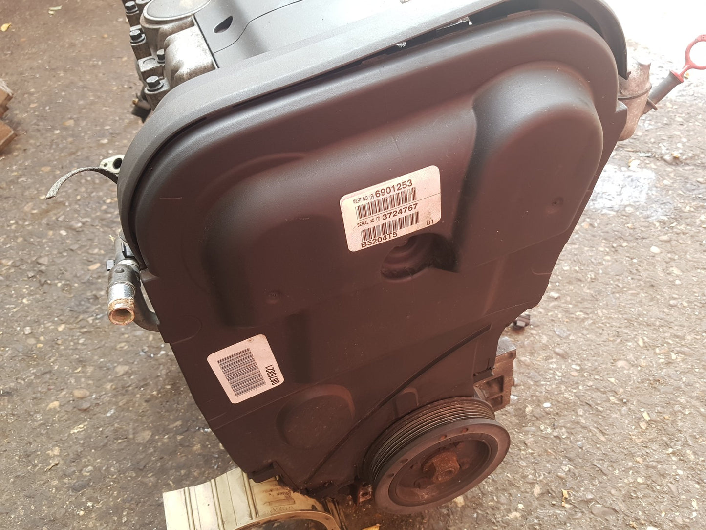 2005 Volvo S60  Saloon Engine 6901253