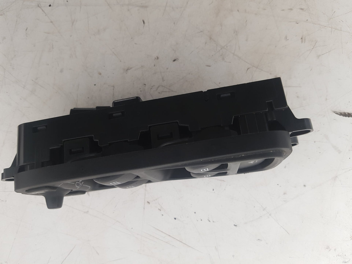 2010 - 2012 Volvo S40  Saloon Right Front Window Switch 31243549
