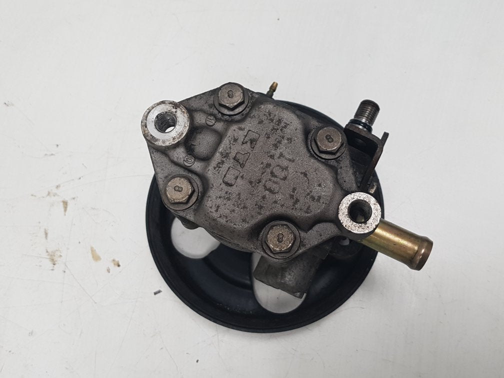 1998 - 2004 Volvo V40  Estate Power Steering Pump 8251733