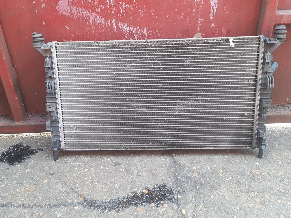 2004 - 2010 Volvo V50  Estate Radiator 30741094