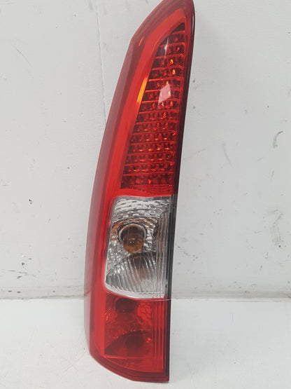 2005 - 2008 Volvo V70  Estate REAR/TAIL LIGHT UPPER (PASSENGER SIDE) 9483688