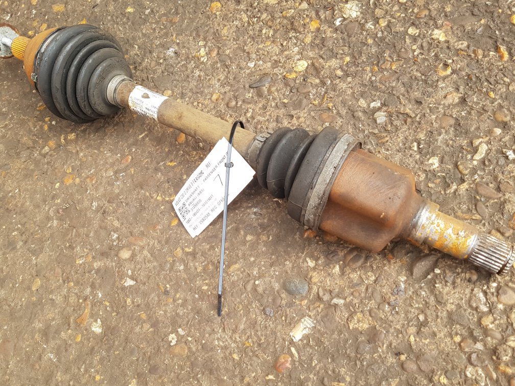 2005 - 2010 Volvo C30  Hatchback DRIVESHAFT - PASSENGER FRONT (MANUAL) (ABS) 31256935