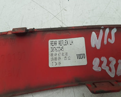 2008 - 2012 Volvo V50   PASSENGER REAR REFLECTOR 30763345