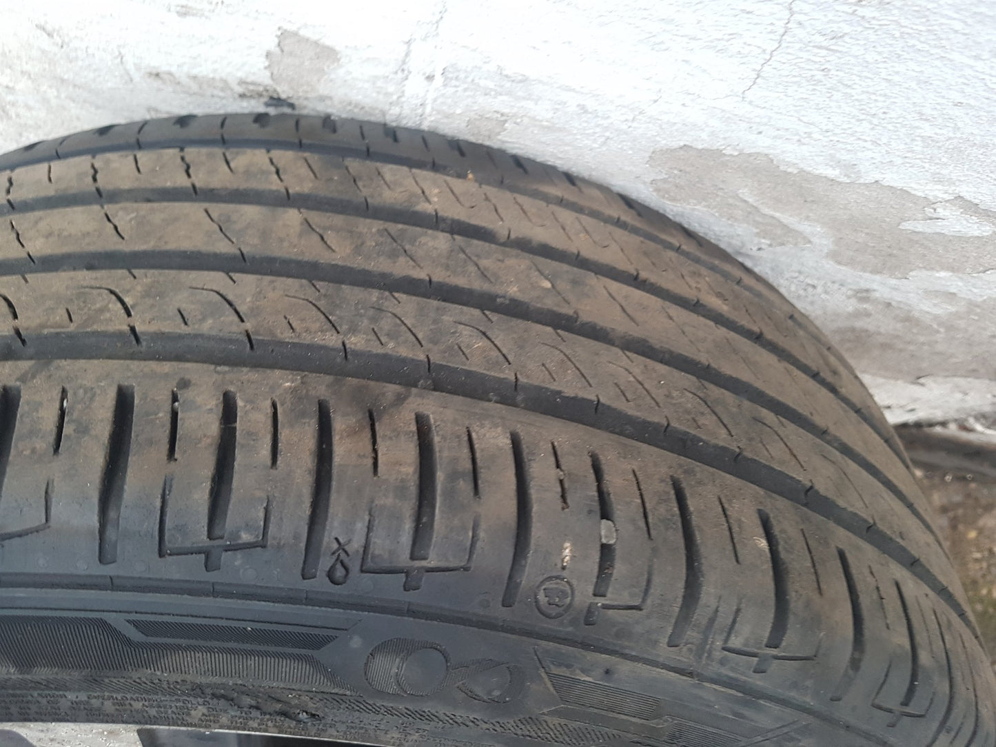 2012 - 2015 Volvo V40  Hatchback Alloy Wheel 31423521