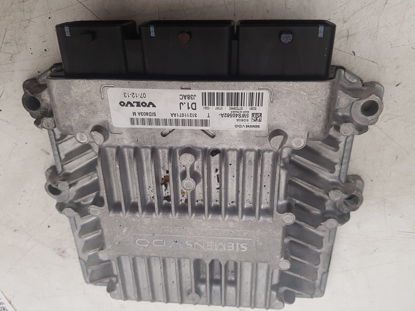 2006 - 2012 Volvo C30  Hatchback Engine ECU 31211071AA