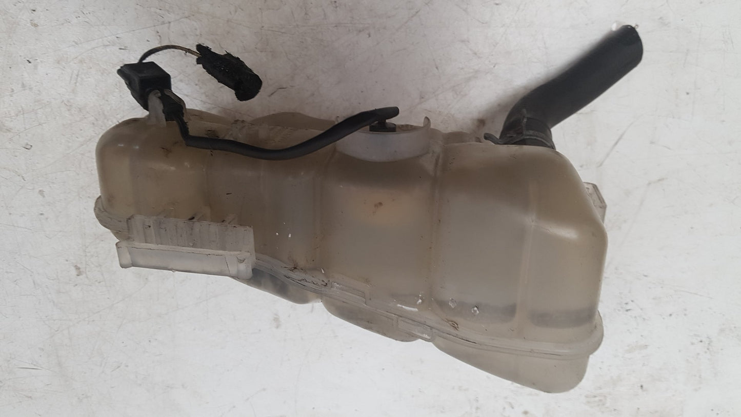 2013 Volvo V40  Hatchback Radiator Pressure Bottle 31338764