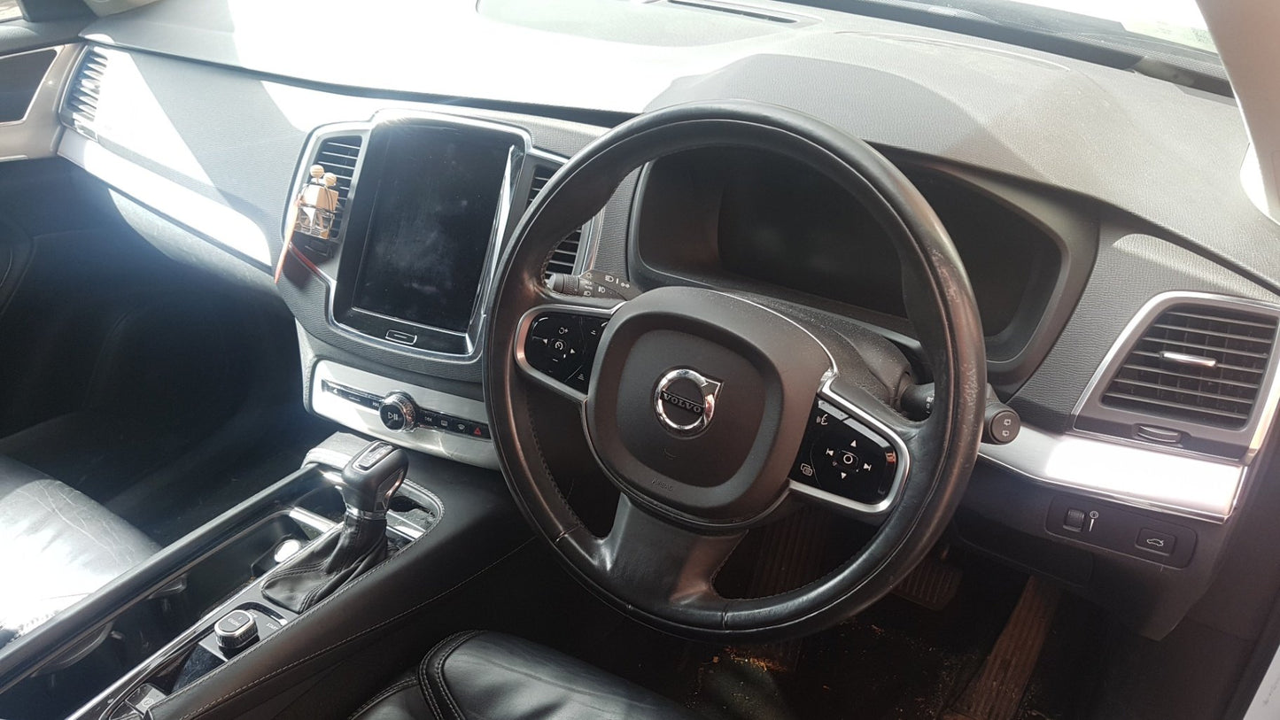 2015-2026 Volvo XC90 Momentum II 256 D4204T11 YV1LFA48CG1082848