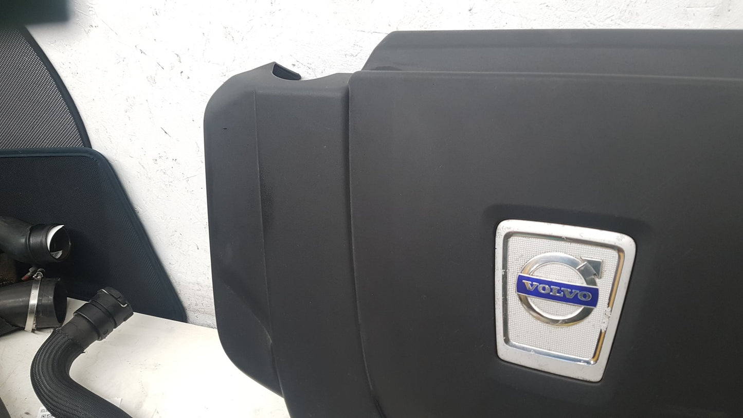 2010 - 2014 Volvo XC60  Estate Engine Cover 31319190