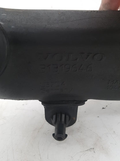 2008 - 2012 Volvo V50   Intercooler Pipe 31319646