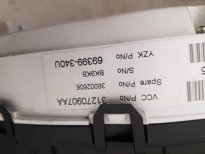 2010 Volvo XC70  Estate Instrument Cluster 31270907AA
