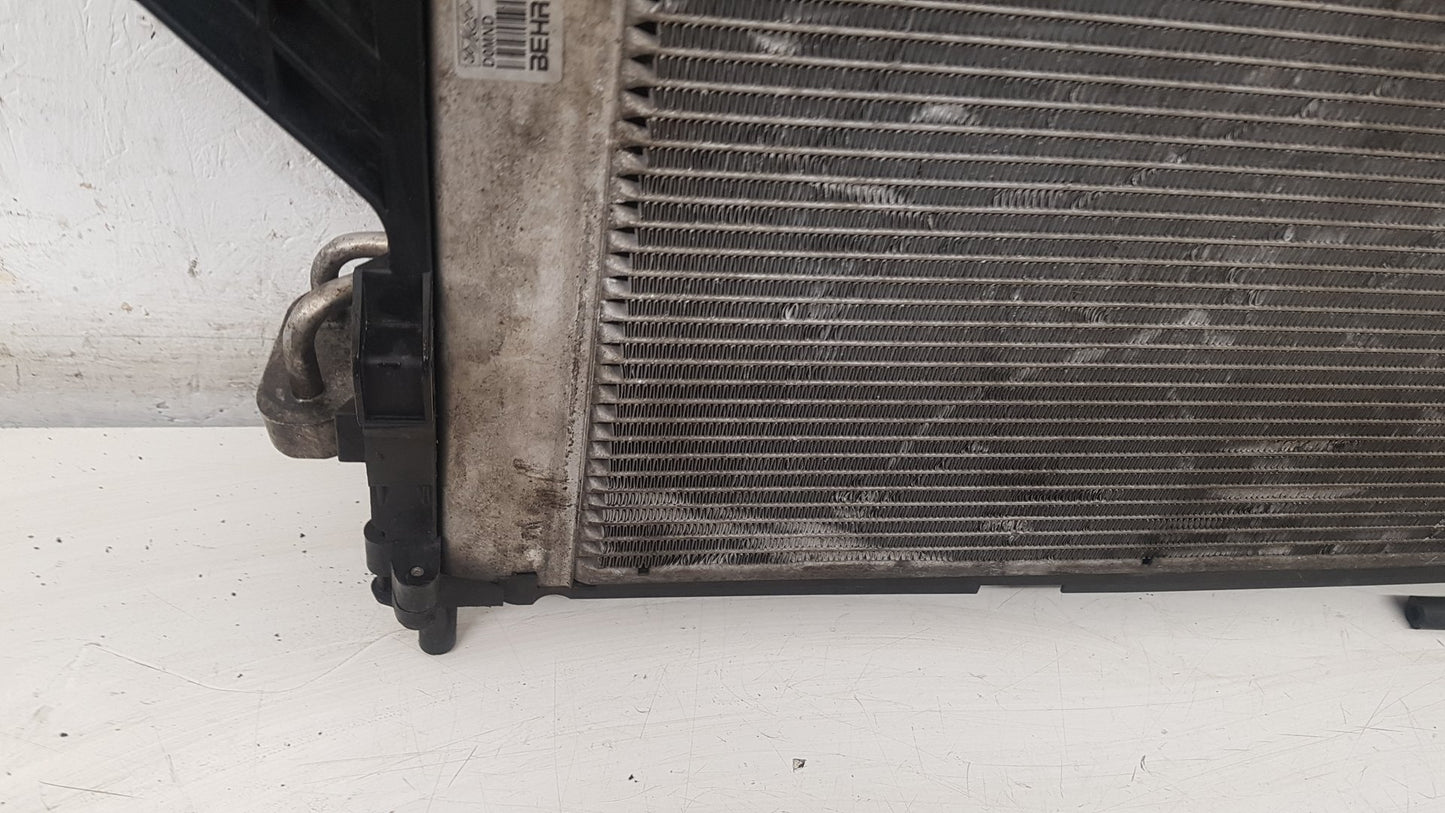 2007 - 2013 Volvo C70  Convertible Radiator 3M51-8005 DB