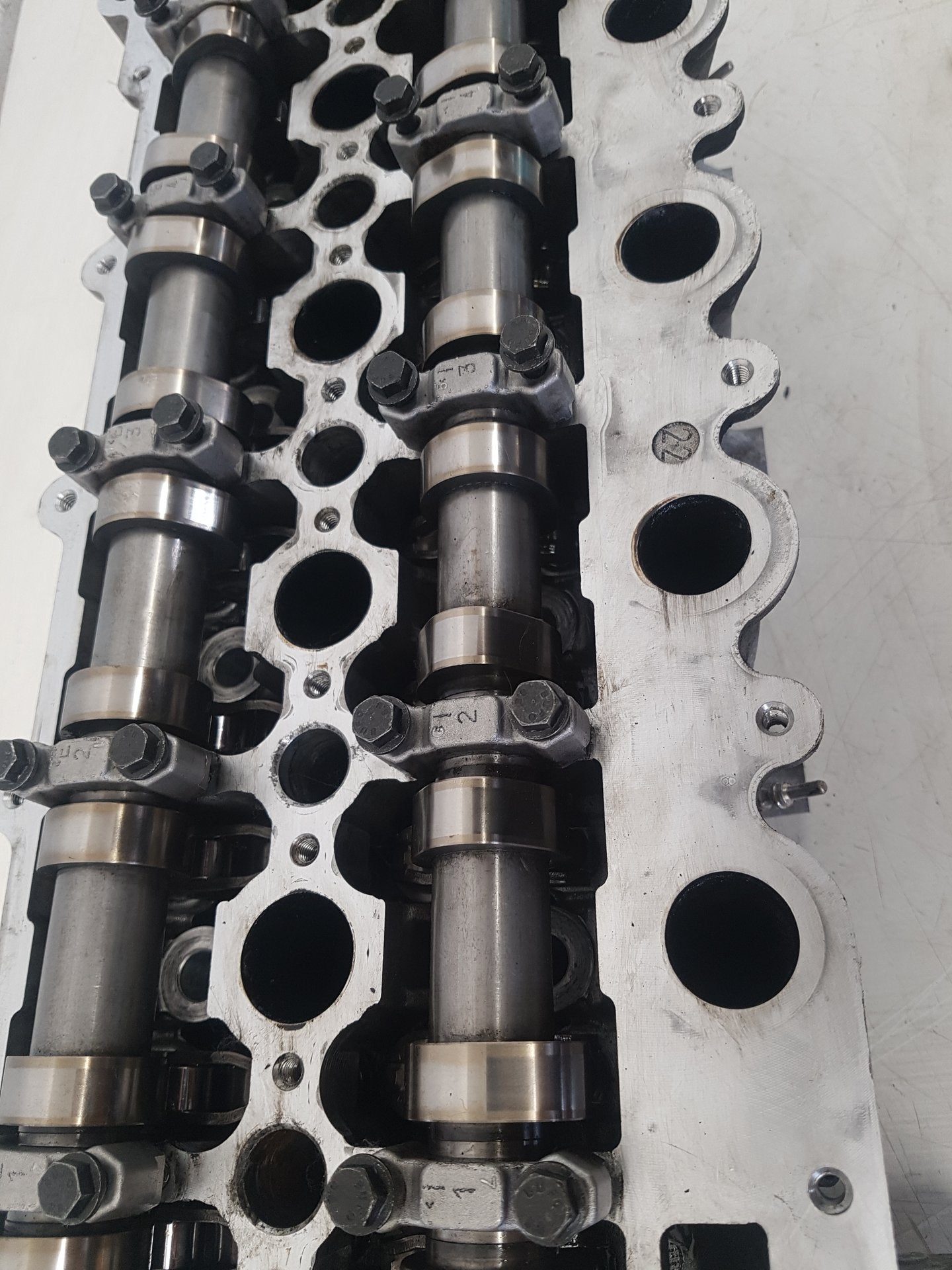 2002 - 2006 Volvo XC90  Estate CYLINDER HEAD COMPLETE DIESEL 08692974