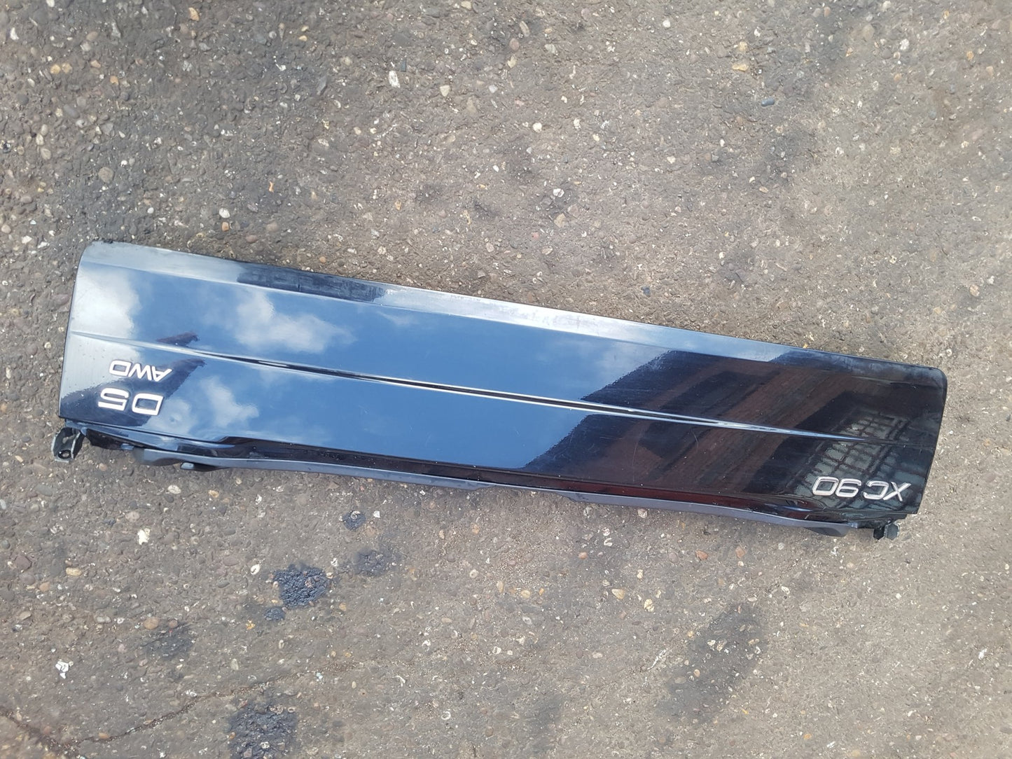 2007 - 2014 Volvo XC90  Estate TAILGATE (LOWER)