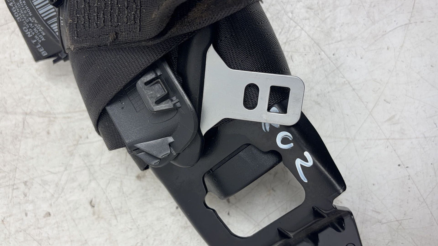 2007 - 2012 Volvo C30 533 Hatchback Left Front Seat Belt 30642222