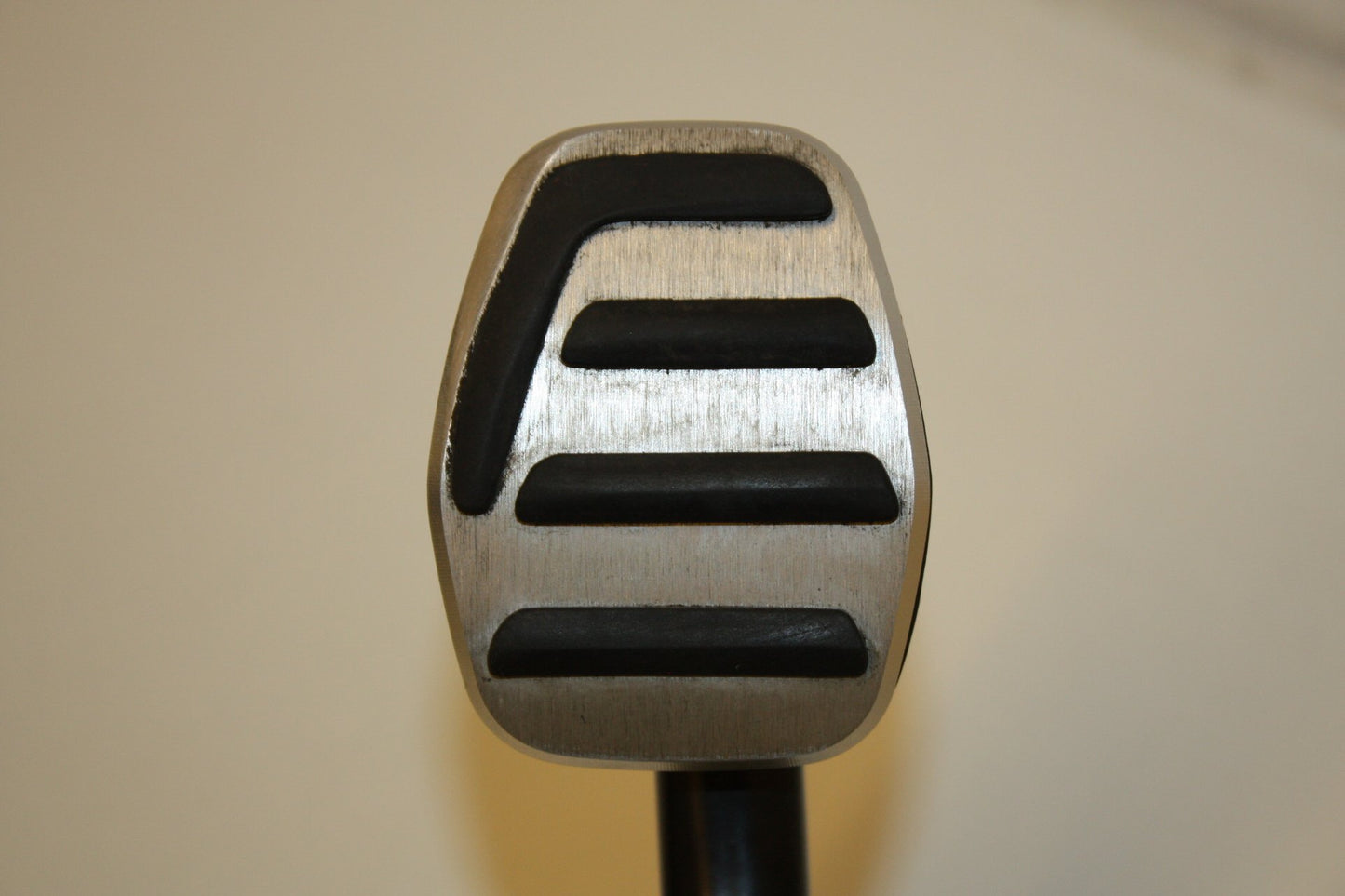 2010 - 2015 Volvo C30   Brake Pedal