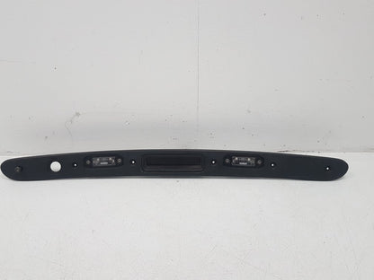 2010 - 2015 Volvo S60   TAILGATE/ BOOT HANDLE WITH LIGHTS 31253640