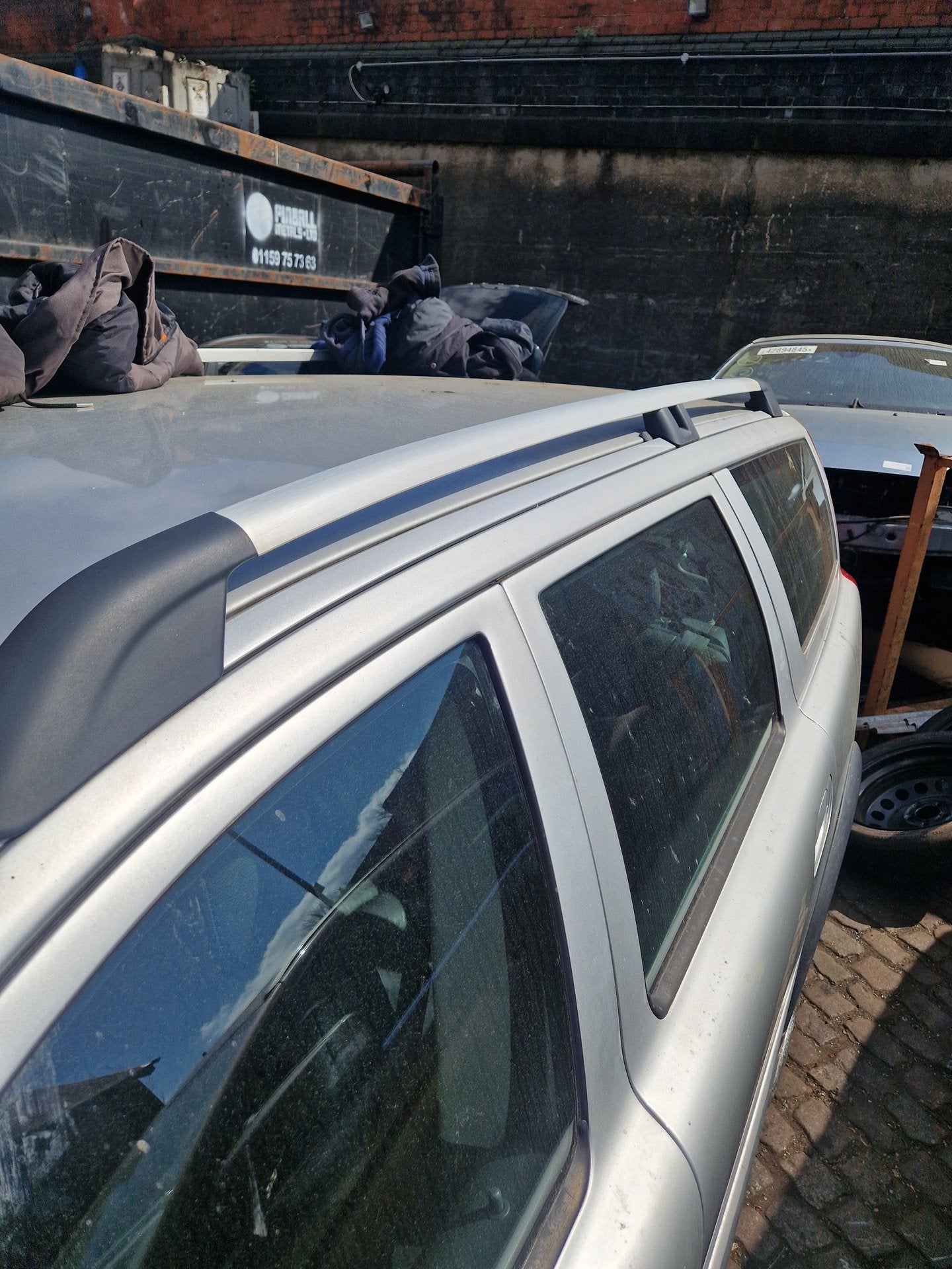 2000 - 2007 Volvo XC70  Estate Roof Rail 31250193