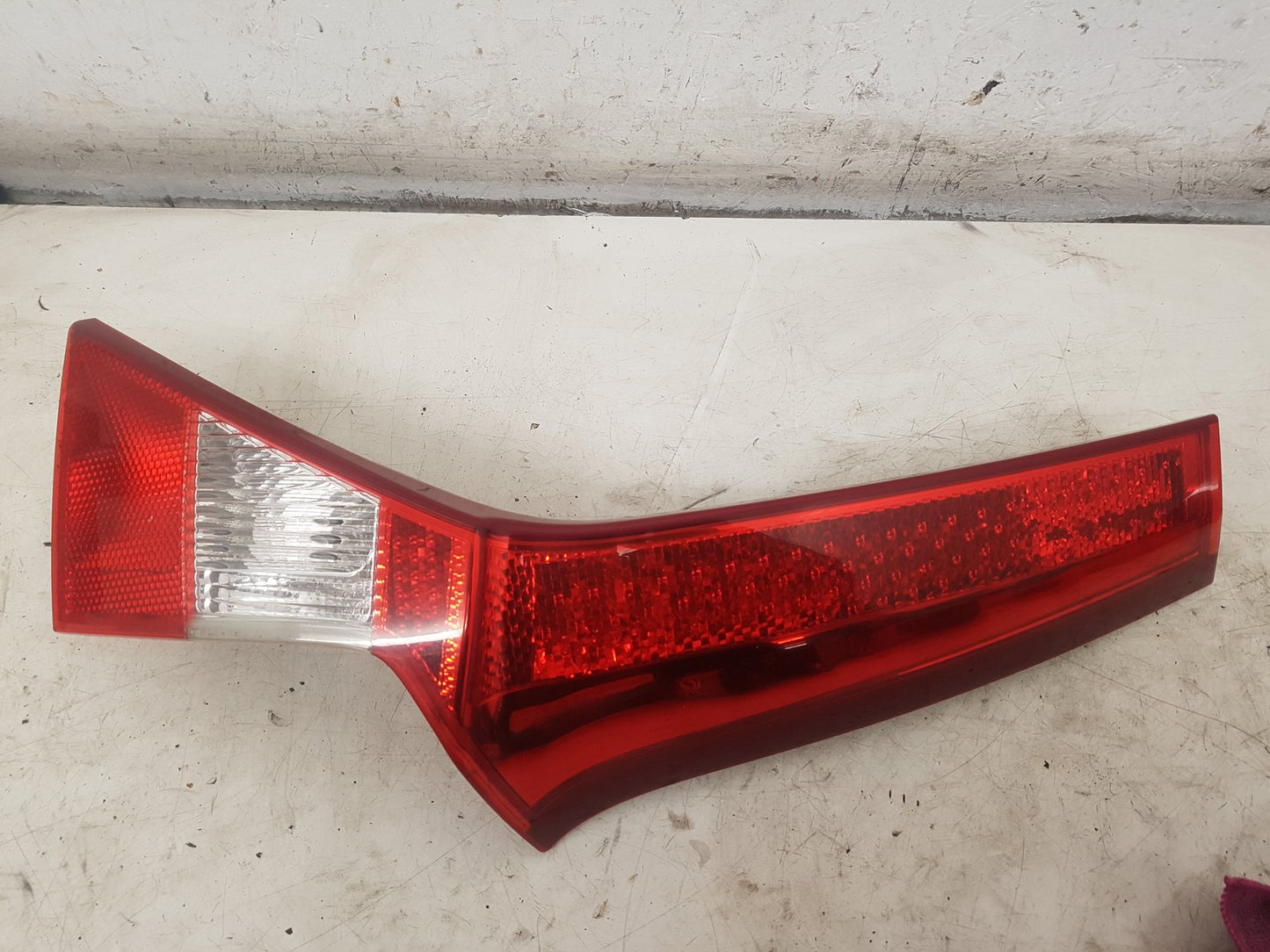 2007 - 2013 Volvo V70  Estate Right Taillight 31395068