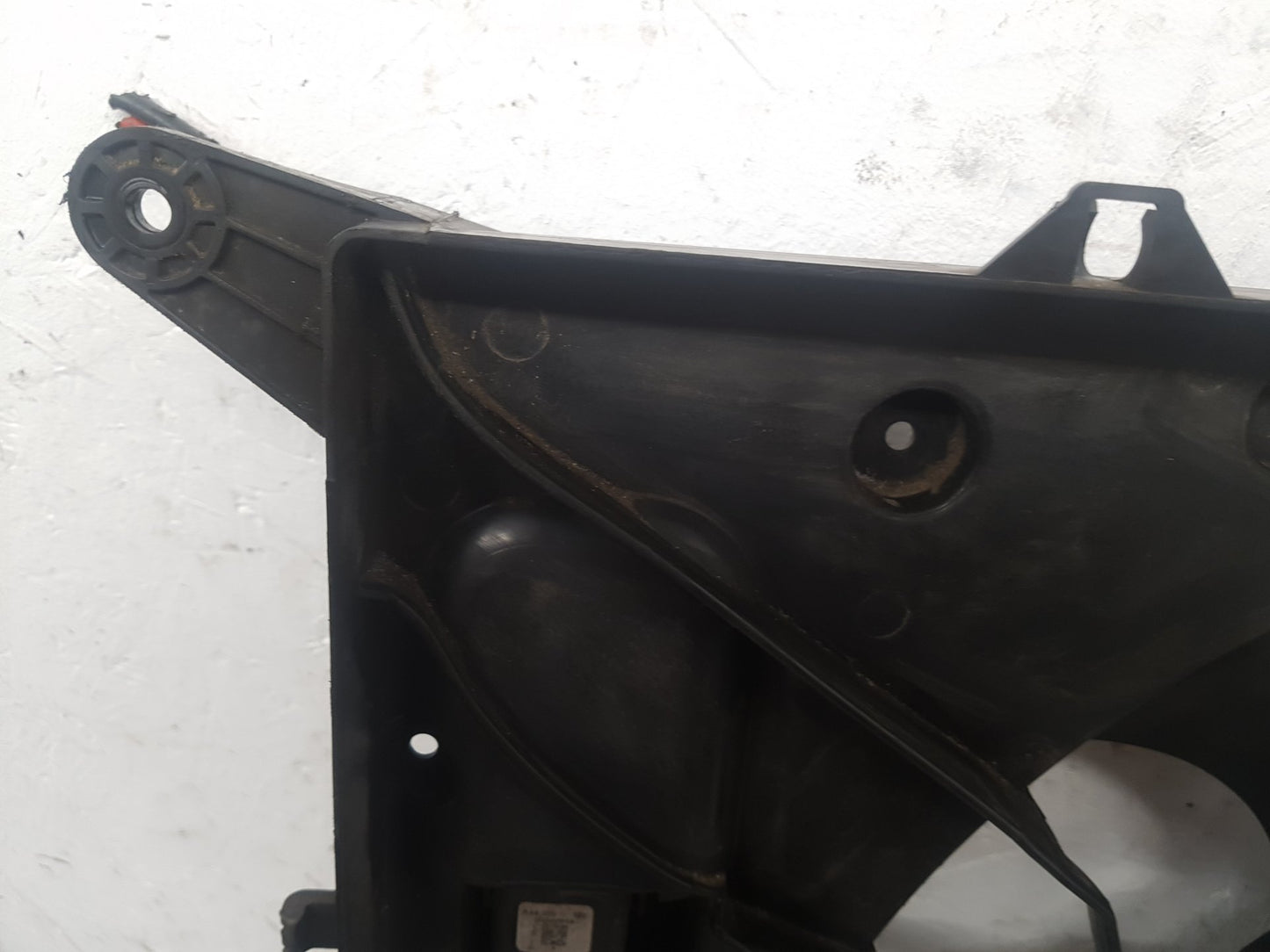 2011 - 2014 Volvo XC90  Estate RADIATOR FAN & COWLING (A/C CAR) 30776419