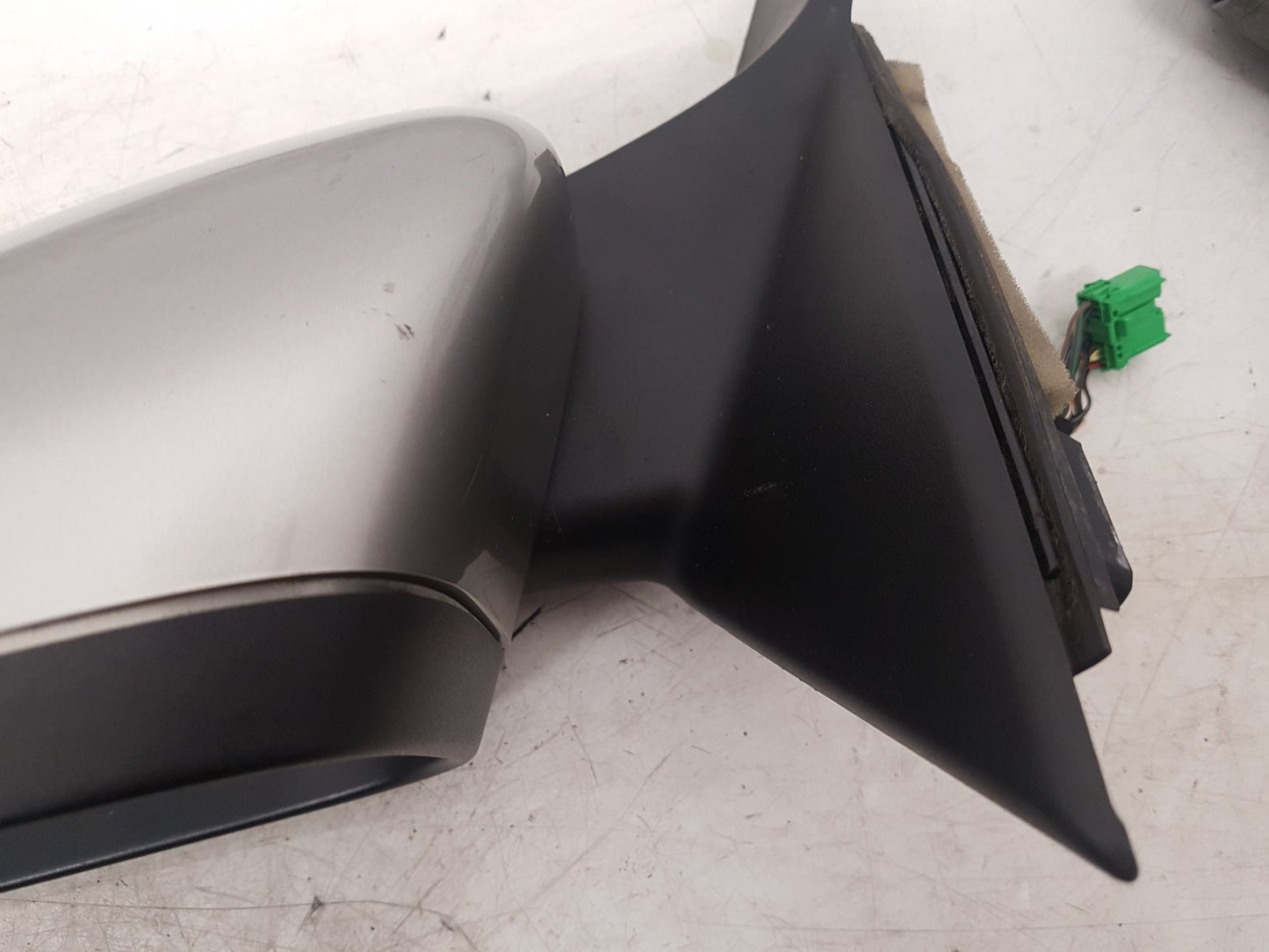 2010 Volvo XC70  Estate DOOR MIRROR - ELECTRIC (PASSENGER SIDE)