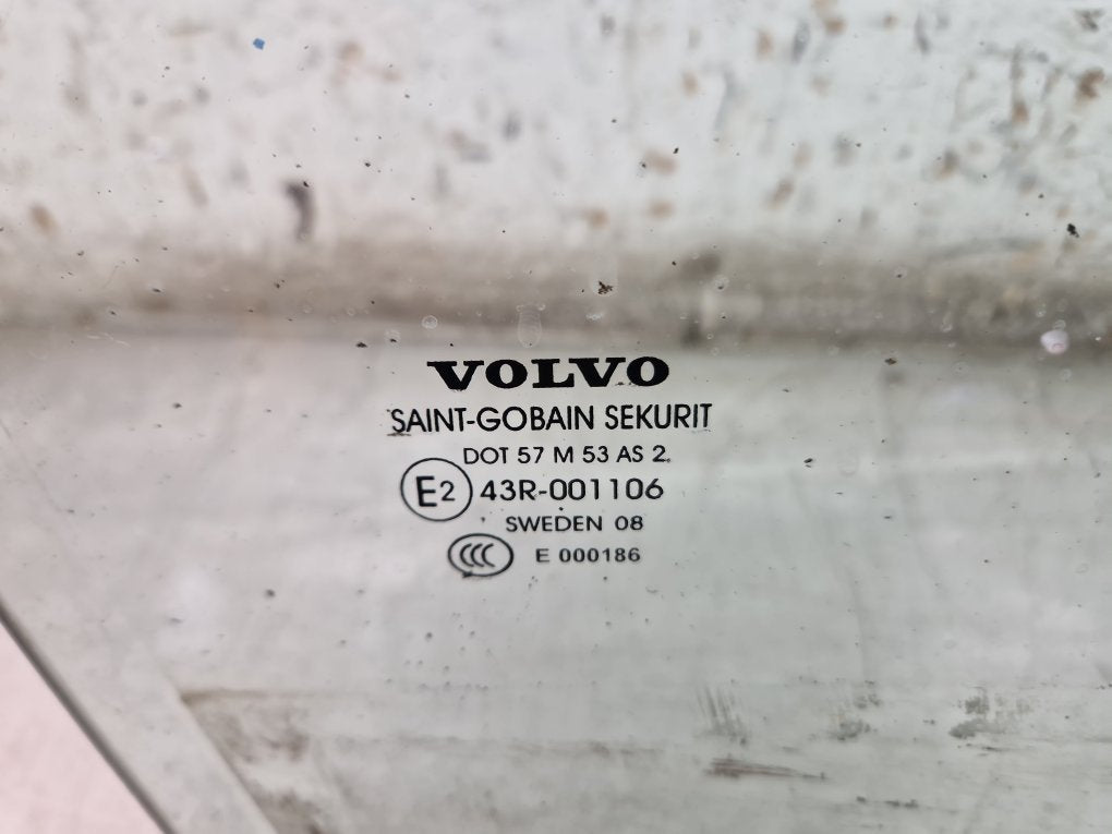 2004 - 2010 Volvo S40  Saloon Right Front Door Window AS2