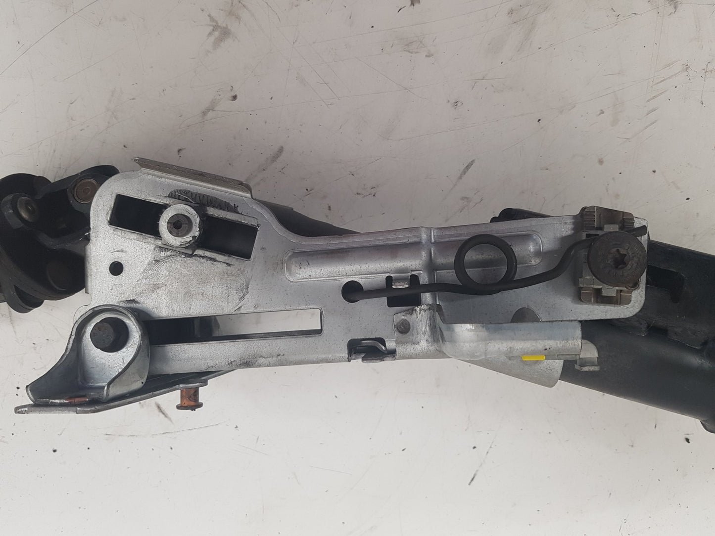 2001 - 2008 Volvo V70  Estate Steering Column 30680270