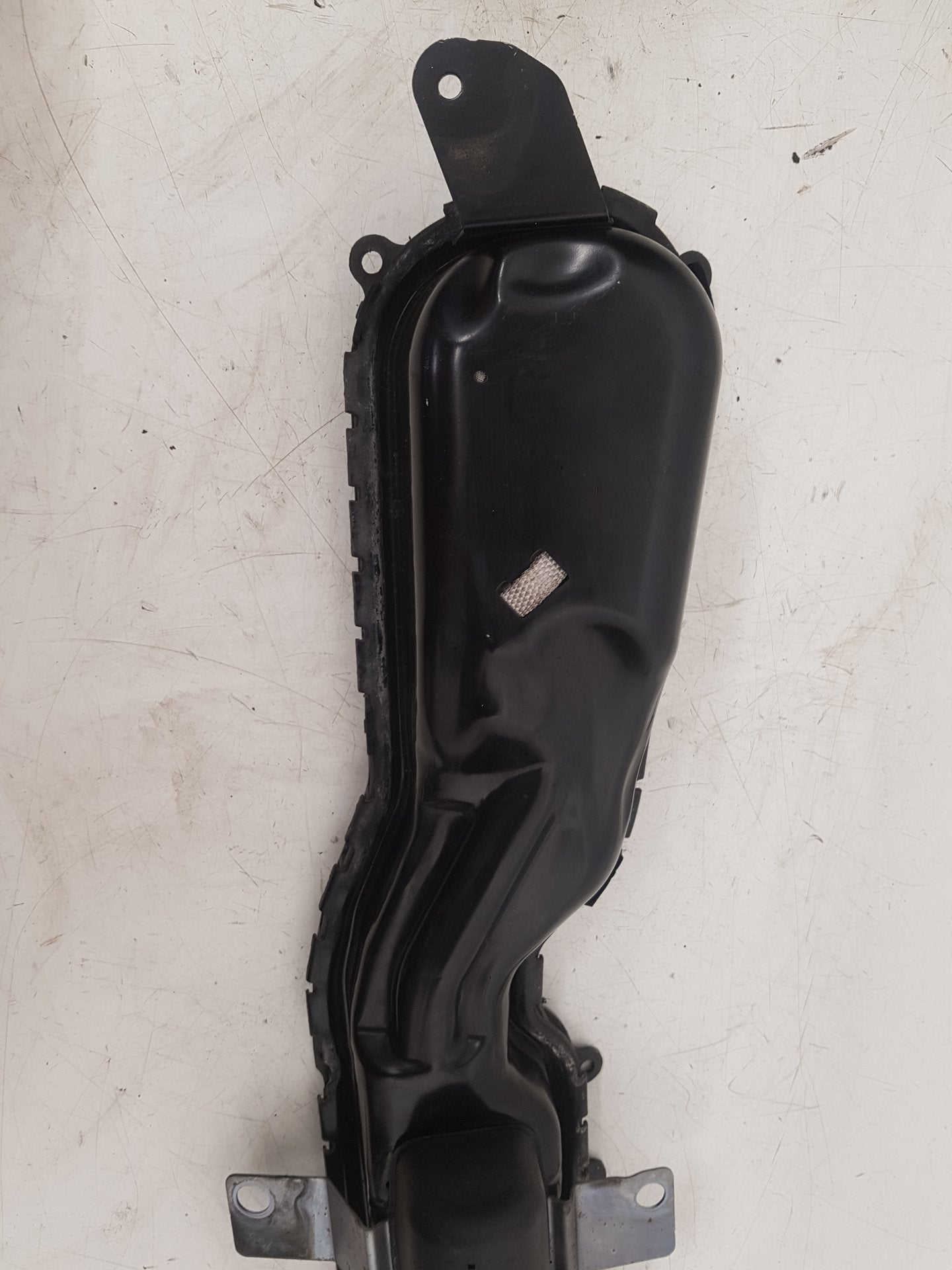 2013 Volvo V40  Hatchback PEDESTRIAN AIRBAG 31305431