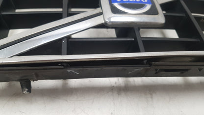 2003 - 2010 Volvo XC90  Estate FRONT GRILL 8620641