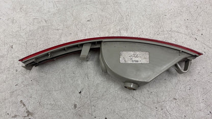 2005 - 2012  Xc90 D5 Se Awd E4 5 Dohc  Estate PASSENGER REAR REFLECTOR 30678970