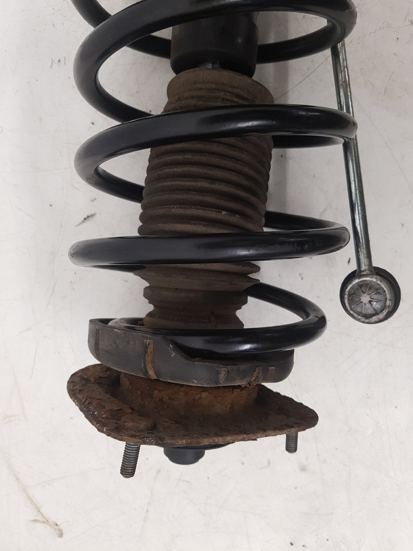 2000 - 2007 Volvo XC70  Estate Right Front Shock Absorber 554046