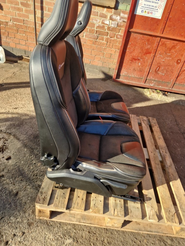2012 - 2017 Volvo V40  Hatchback Seats Set
