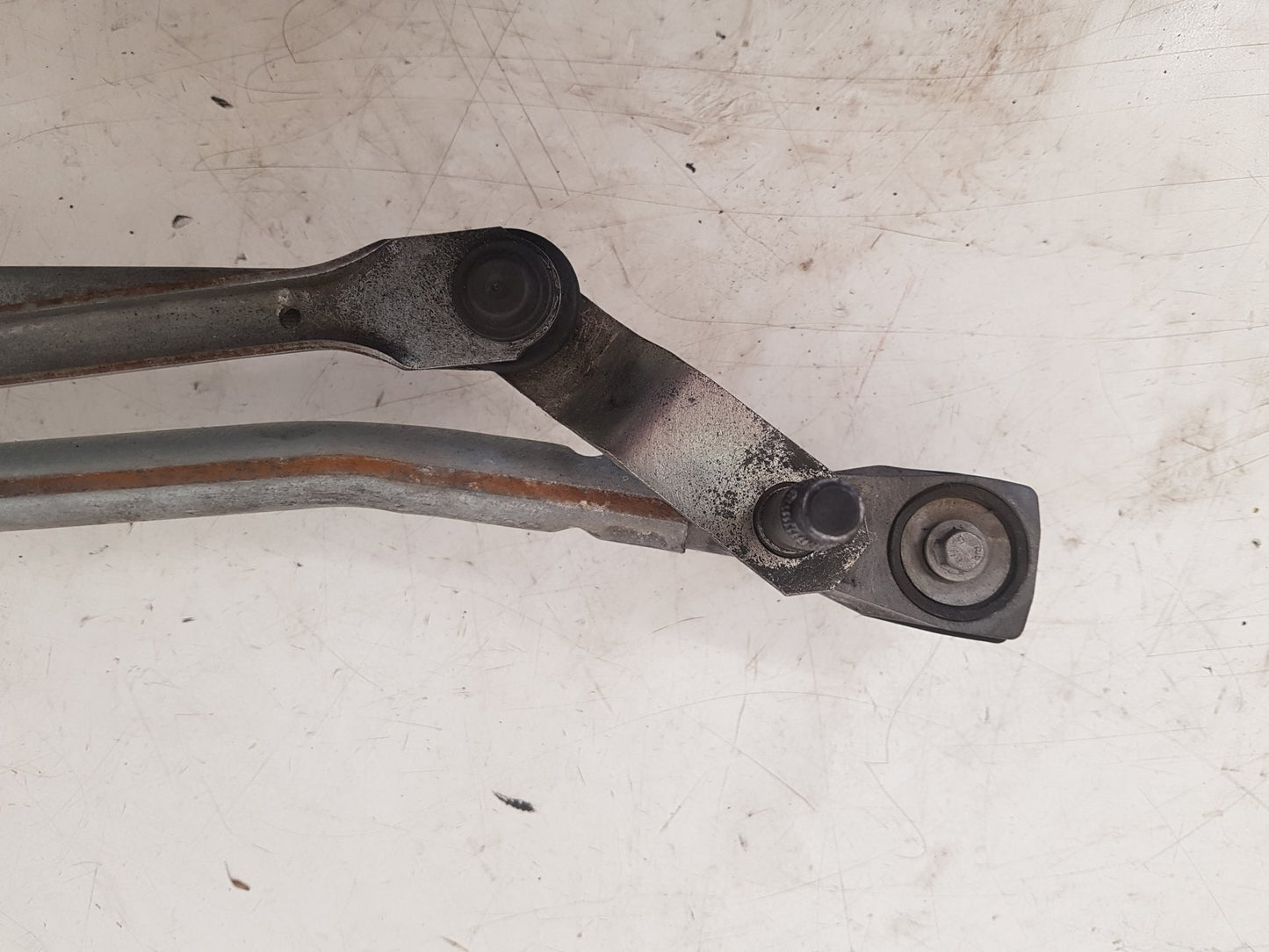 2008 - 2013 Volvo XC60 I 156 Estate WIPER MOTOR (FRONT) & LINKAGE 31333455