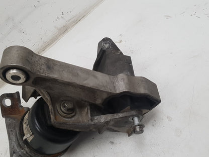 2010 - 2015 Volvo V70  Estate Right Engine Mount 30671245