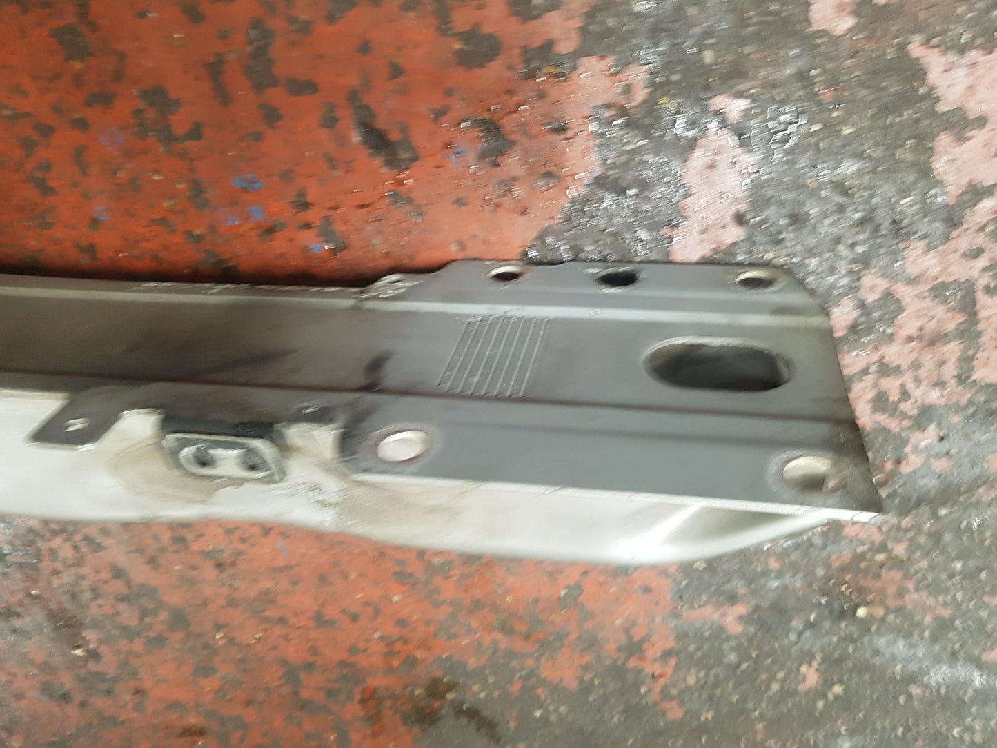 2008 - 2011 Volvo V70  Estate IMPACT ABSORBER 30763390