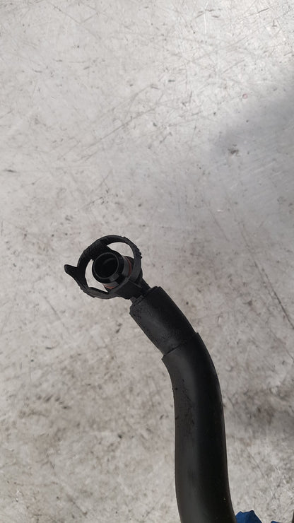 2001 - 2004 Volvo V40  Estate CRANKCASE BEATHER HOSE 30616867