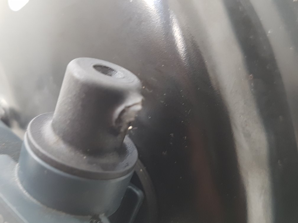 2015 Volvo S60  Saloon Brake Booster 31400469
