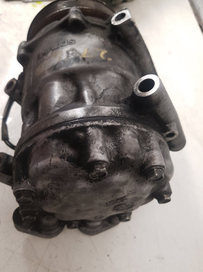 2004 - 2010 Volvo V50   Estate A/C Compressor 31291882
