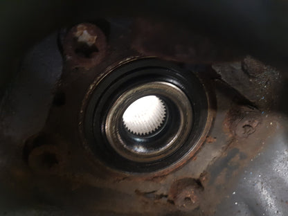 2008 - 2013 Volvo XC60 I 156 Estate Left Rear Hub Assembly 20150325