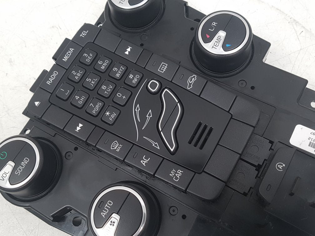 2012 - 2016 Volvo V40  Hatchback HEATER & RADIO CONTROL PANNEL 31346949