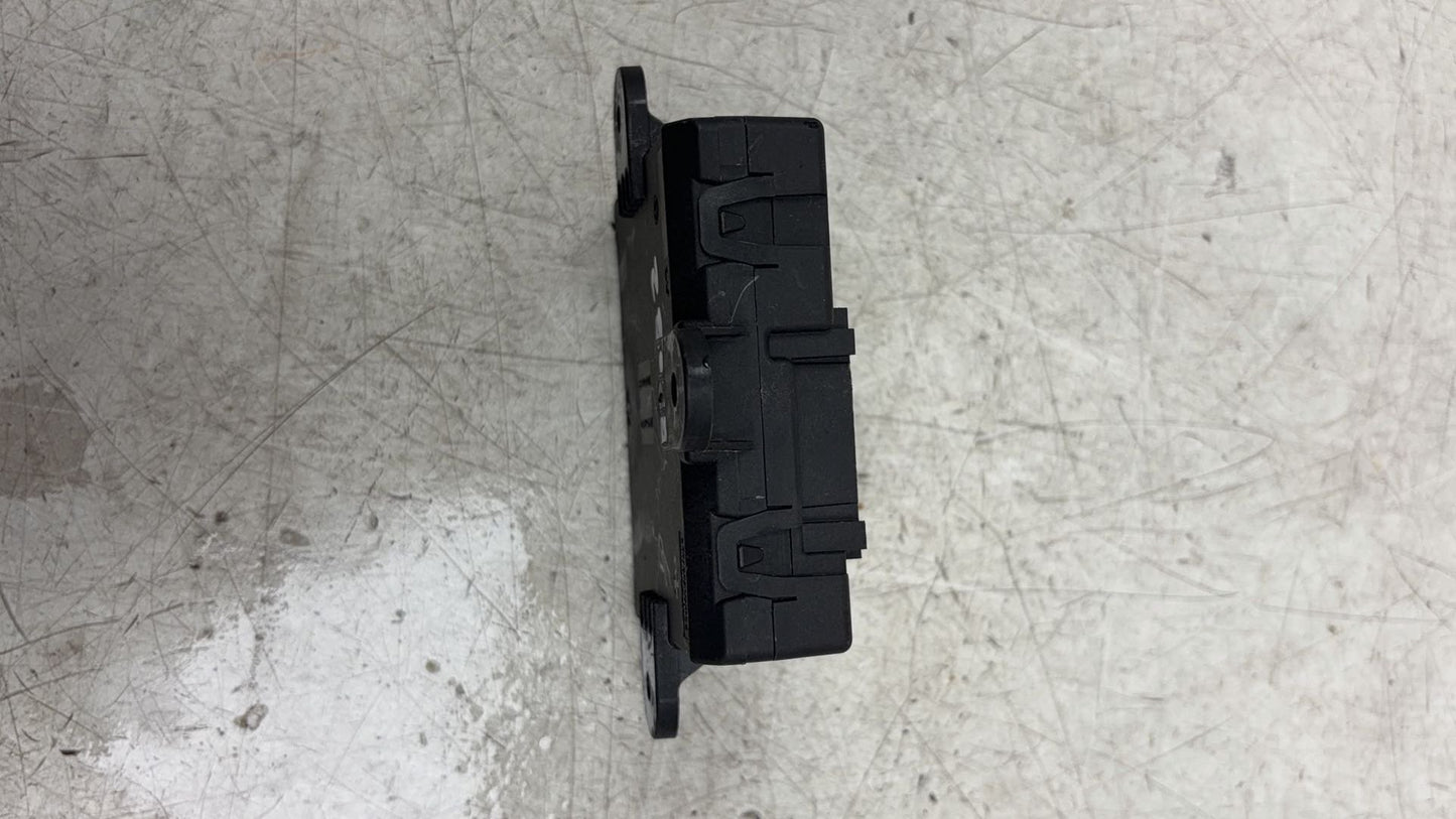 2009 - 2017 Volvo XC60 I 156 Estate Door Control Module 31343026