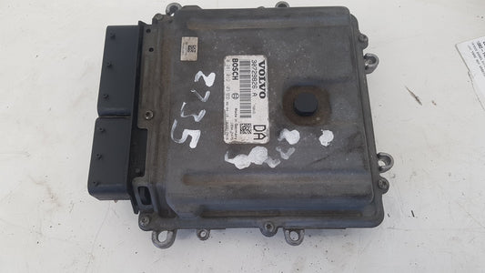 2000 - 2007 Volvo XC70  Estate Engine ECU 30729826A
