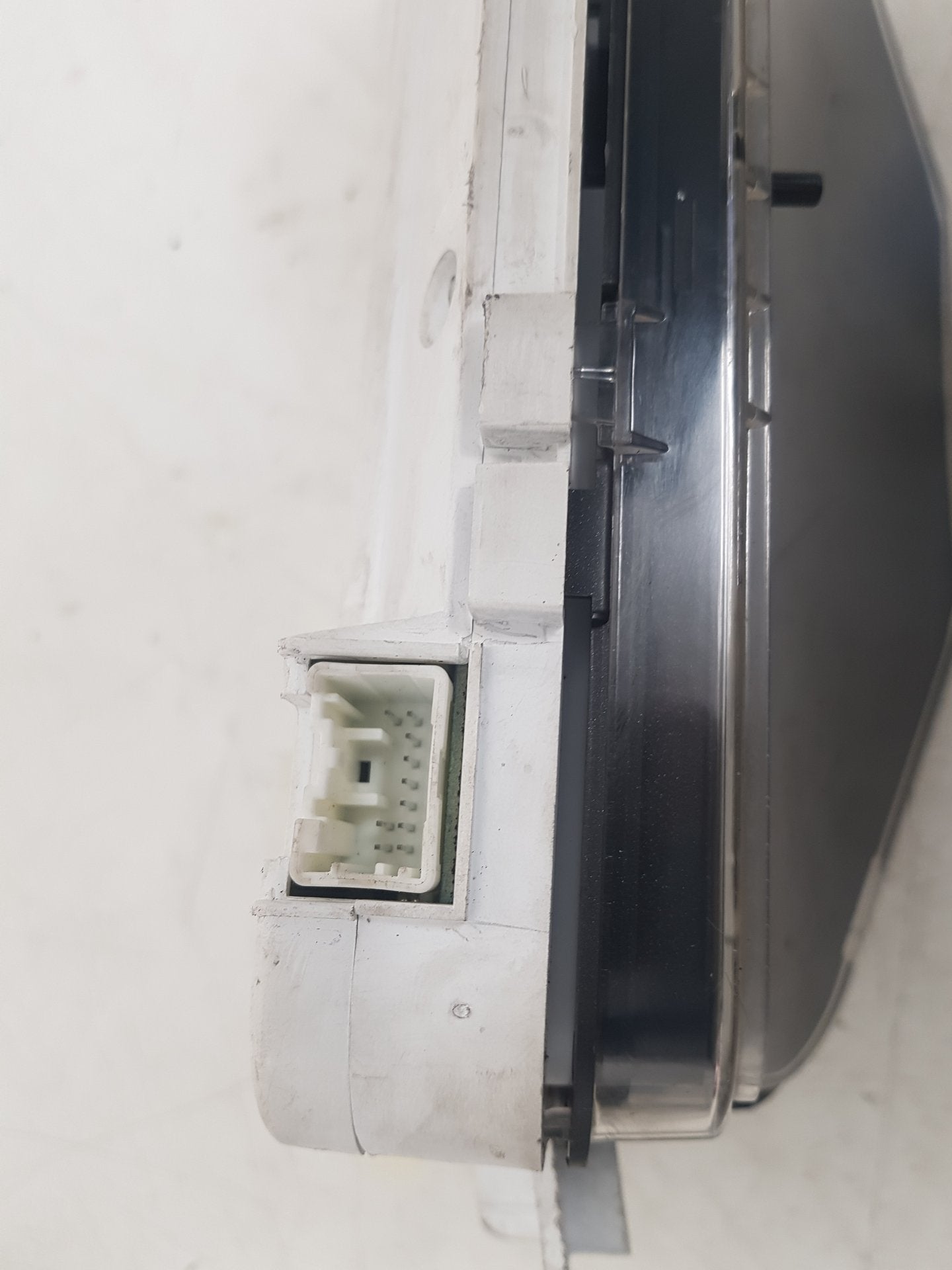 2005 - 2012 Volvo S40  Saloon Instrument Cluster 31296234