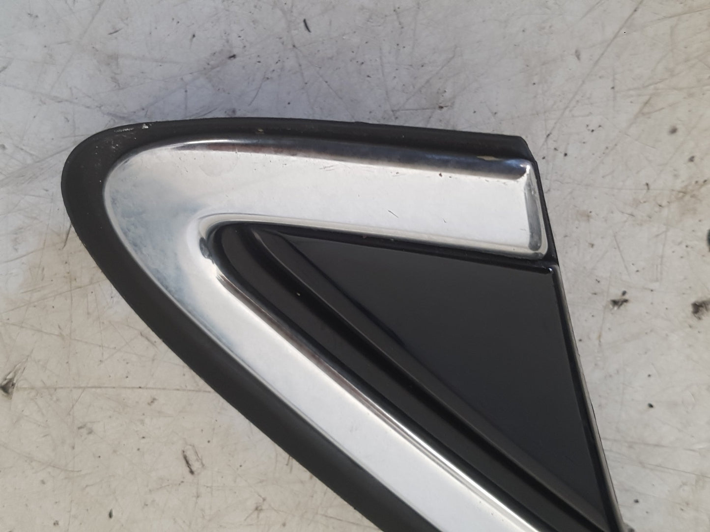 2012-2019 Volvo V40 525, 526 Right Front Door Trim 31416470 VRAC Grade A